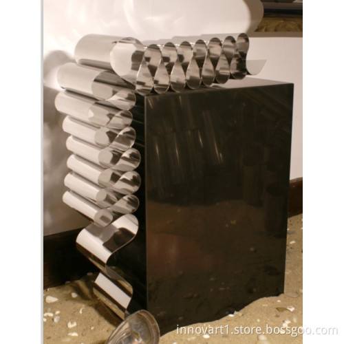 custom made modern sculpture
